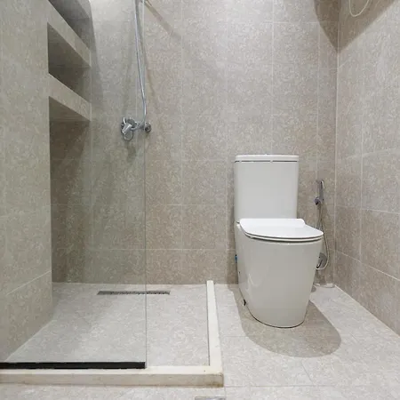 Modern Seaview 2 Bedroom By Mone Dıraç